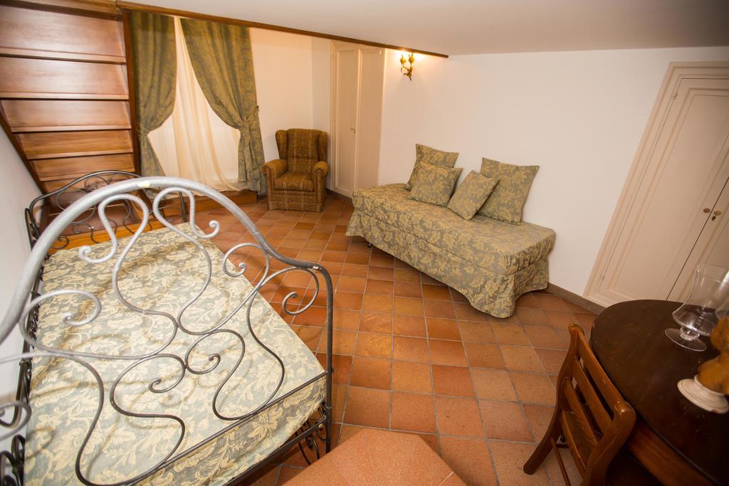 Palazzo Raho Otel Cefalù Oda fotoğraf