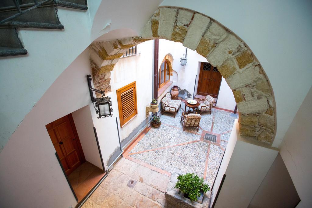 Palazzo Raho Otel Cefalù Dış mekan fotoğraf