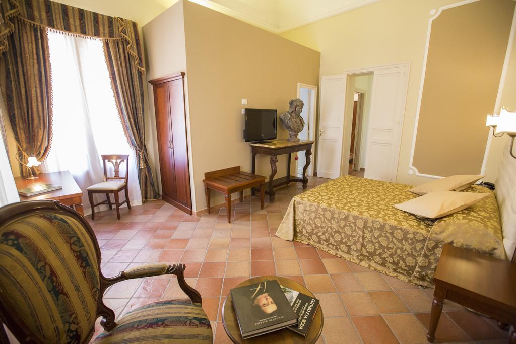 Palazzo Raho Otel Cefalù Oda fotoğraf